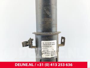 Mercedes eSprinter Schokdemper links-voor O281432 foto 3