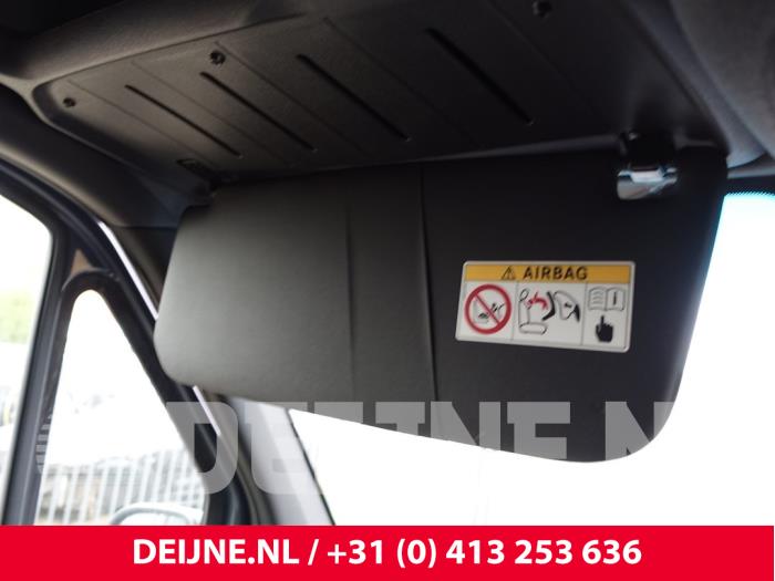 Mercedes eSprinter Sonnenblende O281441
