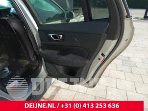 Volvo V60 Portier 4Deurs rechts-achter O281503 foto 2