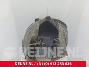 Volvo XC90 Wheel arch liner O281554 photo 2