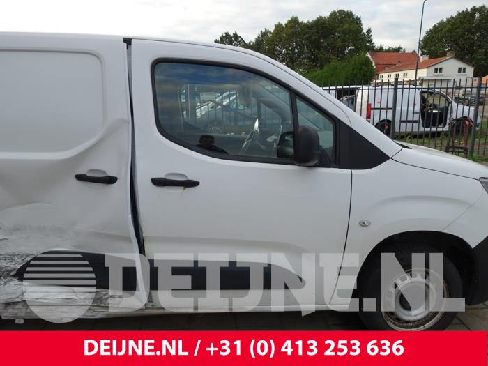 Peugeot Partner Tür 2-türig rechts O281589