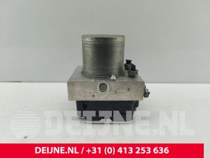 Ford Transit ABS Pomp O281763 foto 3
