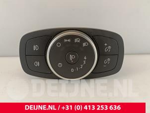 Gebruikte Licht Schakelaar Ford Transit 2.0 TDCi 16V Eco Blue 165 RWD Prijs € 36,30 Inclusief btw aangeboden door van Deijne Onderdelen Uden B.V.