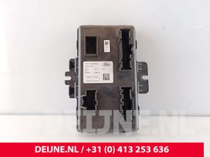 Gebruikte Kachelcomputer Ford Transit Custom 2.0 EcoBlue 110 Prijs € 54,45 Inclusief btw aangeboden door van Deijne Onderdelen Uden B.V.