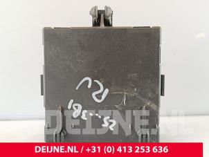Mercedes Vito Central door locking module O281864 photo 2