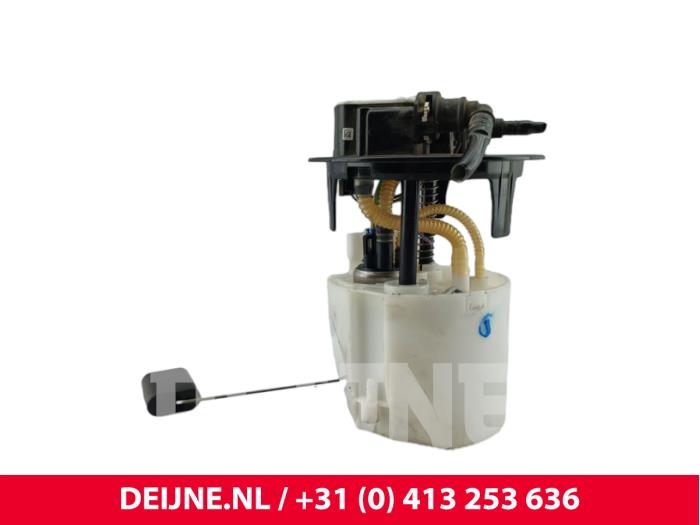 Gebruikte Tank element Pomp Peugeot Expert (V1/VA/VB/VE/VF/VT/VY) 1.5 BlueHDi 100 Prijs € 127,05 Inclusief btw aangeboden door van Deijne Onderdelen Uden B.V.