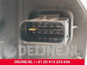 Peugeot Expert Headlight, left O281893 photo 3