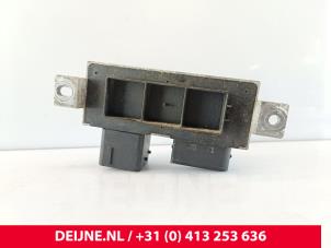 Mercedes Citan Vorglührelais O281946 foto 2