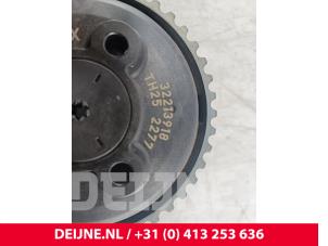 Volvo V60 Camshaft sprocket O281959 photo 3