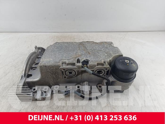 Gebruikte Carterpan Volvo V60 II (ZW) 2.0 T6 16V Twin Engine Prijs € 300,00 Margeregeling aangeboden door van Deijne Onderdelen Uden B.V.