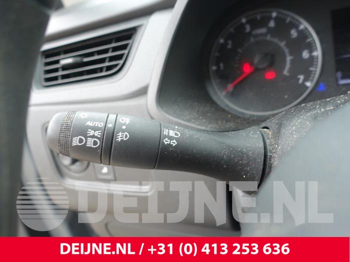 Renault Express Steering column stalk O281991