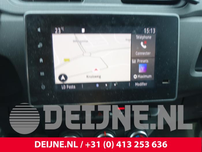 Renault Express Display Multi Media control unit O281992