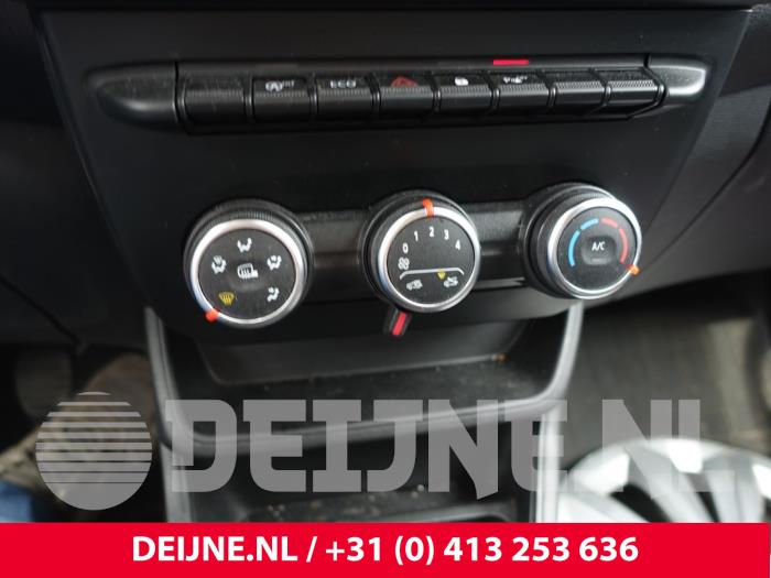 Renault Express Heater control panel O282001