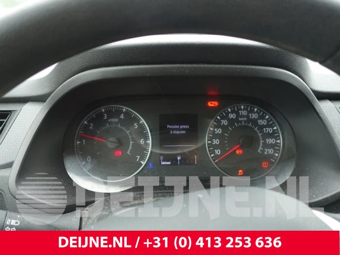 Renault Express Odometer KM O282002