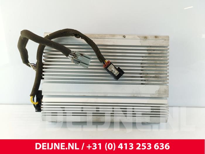 Volvo C70 Radio amplifier O282048