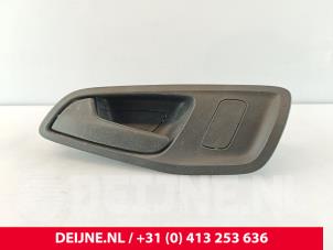 Gebruikte Portiergreep 2Deurs links Ford Transit Connect (PJ2) 1.5 TDCi Prijs € 30,25 Inclusief btw aangeboden door van Deijne Onderdelen Uden B.V.