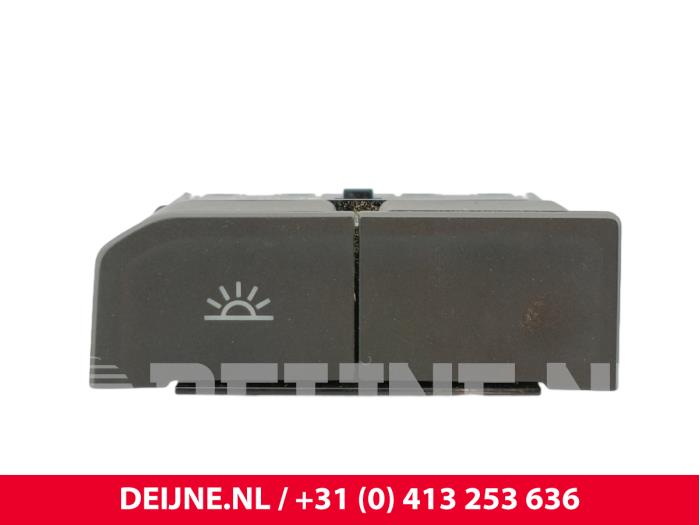 Volkswagen Crafter Licht Schalter O282086