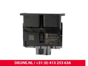 Volkswagen Crafter Licht Schakelaar O282086 foto 2