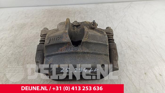 Volkswagen Crafter Remklauw (Tang) links-voor O282089