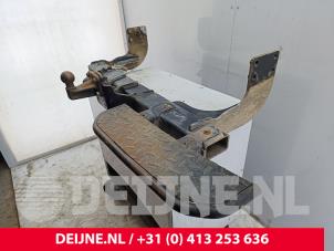 Volkswagen Crafter Towbar O282101 photo 3