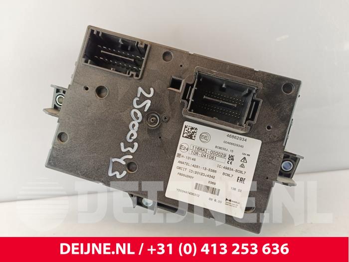 Computer Body Control van een Citroën Jumper (U9) 2.2 Blue HDi 140 2022