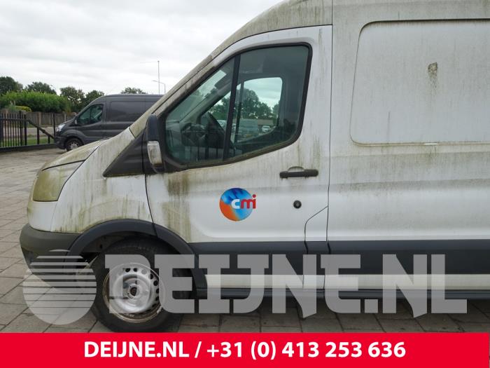 Ford Transit Tür 2-türig links O282198