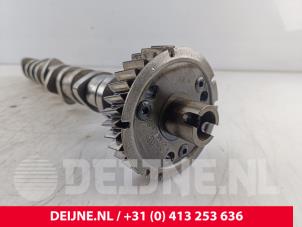 Volkswagen Transporter Camshaft O282244 photo 2