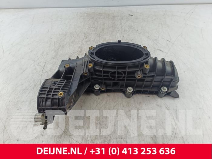 Mercedes Sprinter Inlaatspruitstuk O282255