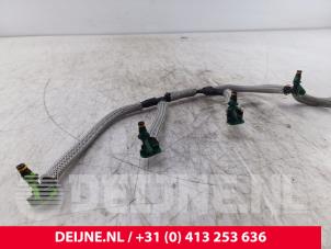 Citroen Jumpy Fuel return line O282279 photo 2