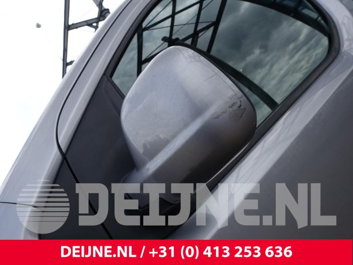 Opel Vivaro Wing mirror, left O282336