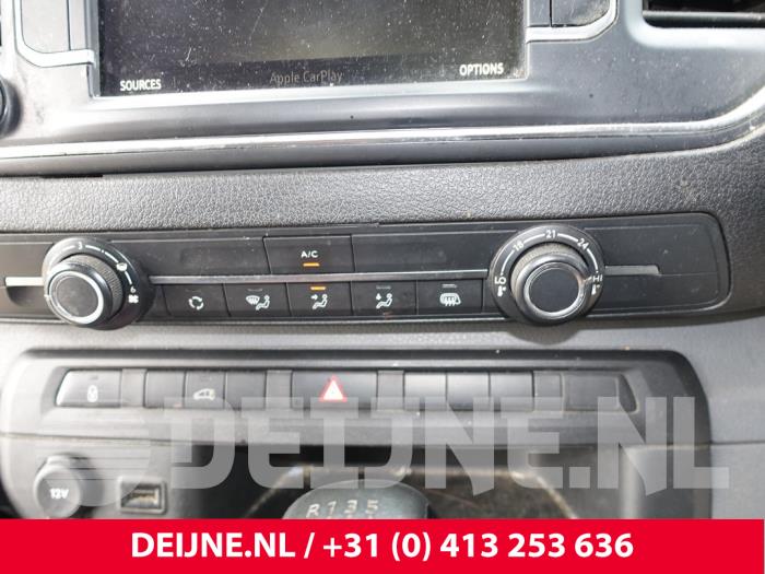 Opel Vivaro Heater control panel O282345
