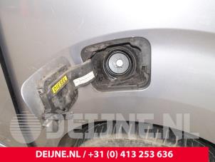 Opel Vivaro Tankklappe O282365 foto 2