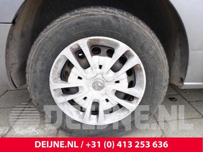 Opel Vivaro Felgen Set O282367