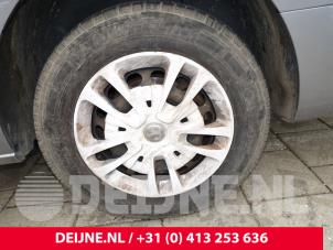 Opel Vivaro Velgen set O282367 foto 2