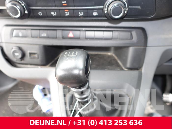 Opel Vivaro Schaltung O282368