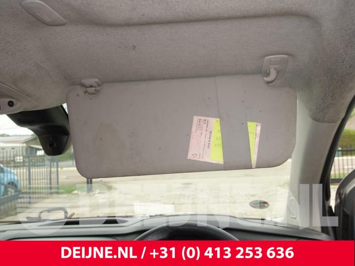 Opel Vivaro Sun visor O282372