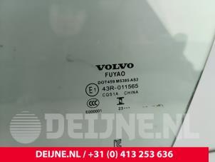 Volvo V60 Portierruit 4Deurs links-voor O282389 foto 2
