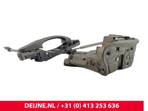 Volkswagen Caddy Door lock mechanism 2-door, right O282467 photo 2
