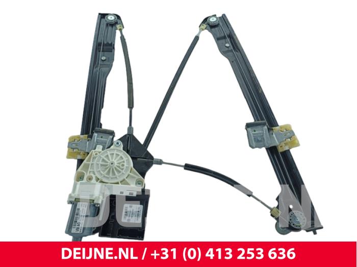Volkswagen Caddy Window mechanism 2-door, front right O282468