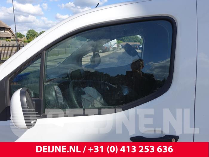 Opel Combo Türscheibe 2-türig links O282510