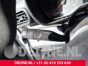 Opel Combo Steering column stalk O282529 photo 2