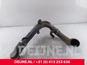 Volkswagen Caddy Intercooler Rohr O282477 foto 2