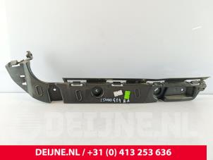 Gebruikte Bumpersteun rechts-achter Ford Transit Custom 2.0 EcoBlue 110 Prijs € 24,20 Inclusief btw aangeboden door van Deijne Onderdelen Uden B.V.