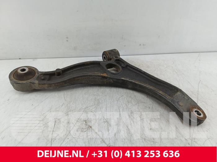 Nissan Interstar Querlenker unten links vorne O282601