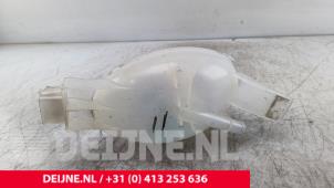 Nissan Interstar Expansievat O282605 foto 3