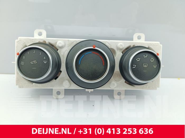 Nissan Interstar Heizung Bedienpaneel O282609