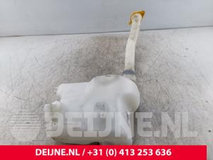 Nissan Interstar Front windscreen washer reservoir O282618 photo 3