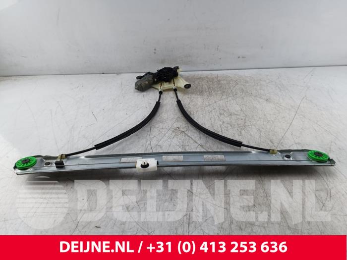 Nissan Interstar Fenstermechanik 2-türig links vorne O282638