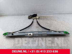 Gebruikte Ruitmechaniek 2Deurs links-voor Nissan Interstar 2.3 dCi 150 16V Prijs € 72,60 Inclusief btw aangeboden door van Deijne Onderdelen Uden B.V.