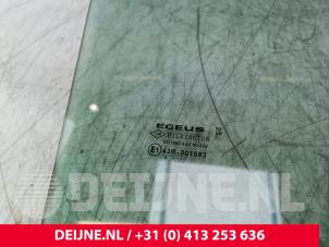 Nissan Interstar Door window 2-door, right O282641 photo 2